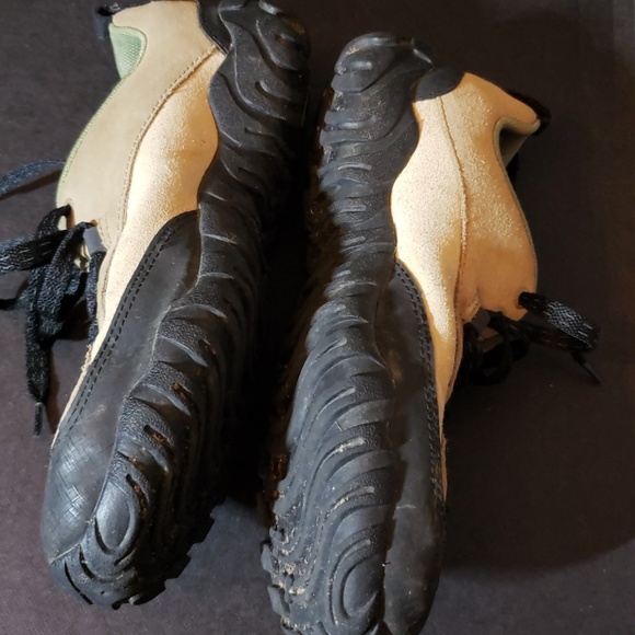 Teva hiking shoes - Picture 4 of 5